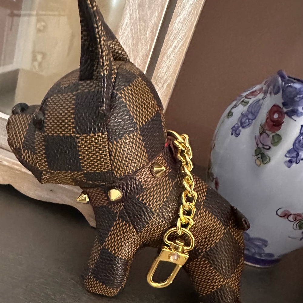Checkered Dog Keychain with Gold Accents